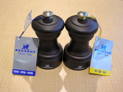 自動車屋さんにペッパー＆ソルトミル！？