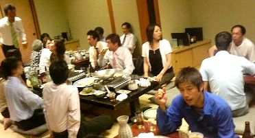 みんなで楽しくお食事会♪