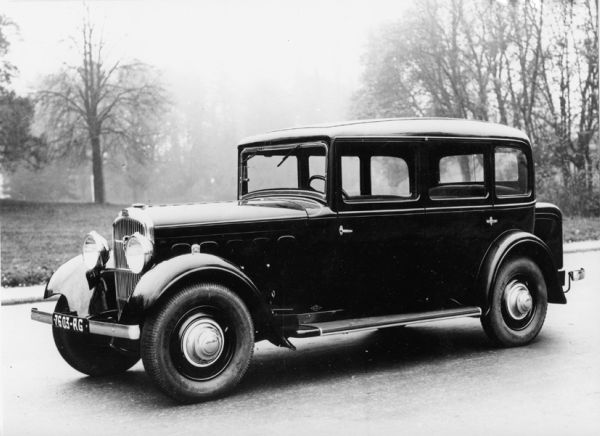 PEUGEOTの歴史　☆301