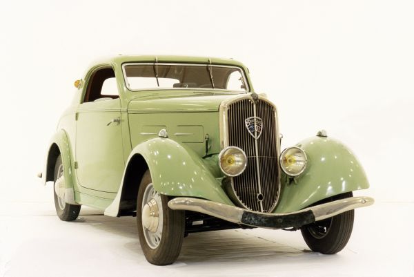 PEUGEOTの歴史　☆301