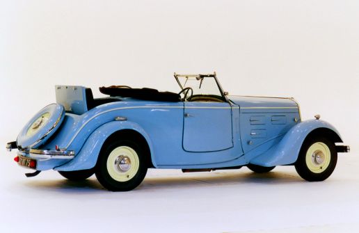 PEUGEOTの歴史　☆601