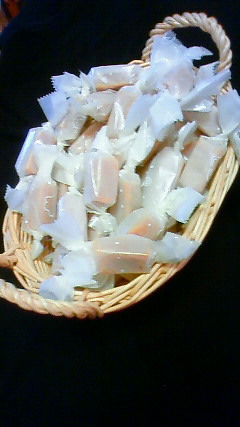 礒部麻奈の新人??日記　★作っちゃいました生キャラメル★