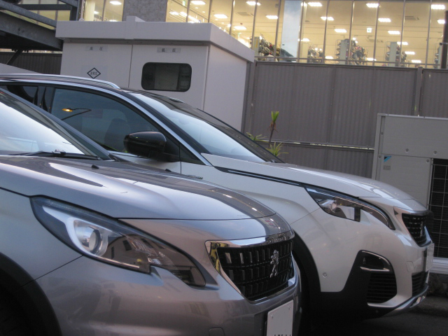 SUVSUV