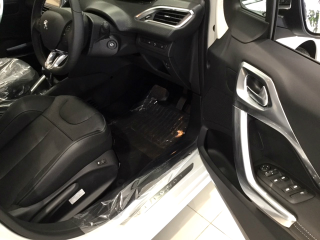 展示車の入替しました。
