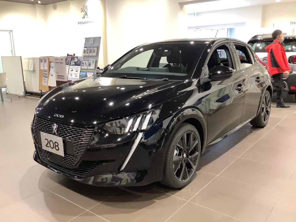 ボンジュ～ル吹田　即納車ご案内『208GTパノラミックサンルーフ　ペルラネラブラック』