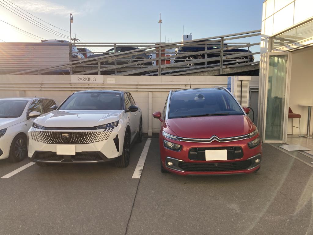 ボンジュ～ル吹田「3008GT HYBRID　オケナイトホワイト」ご納車