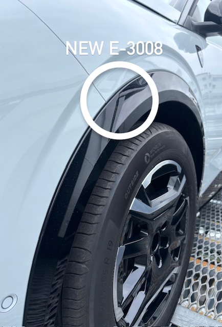 E-3008試乗車ございます🦁